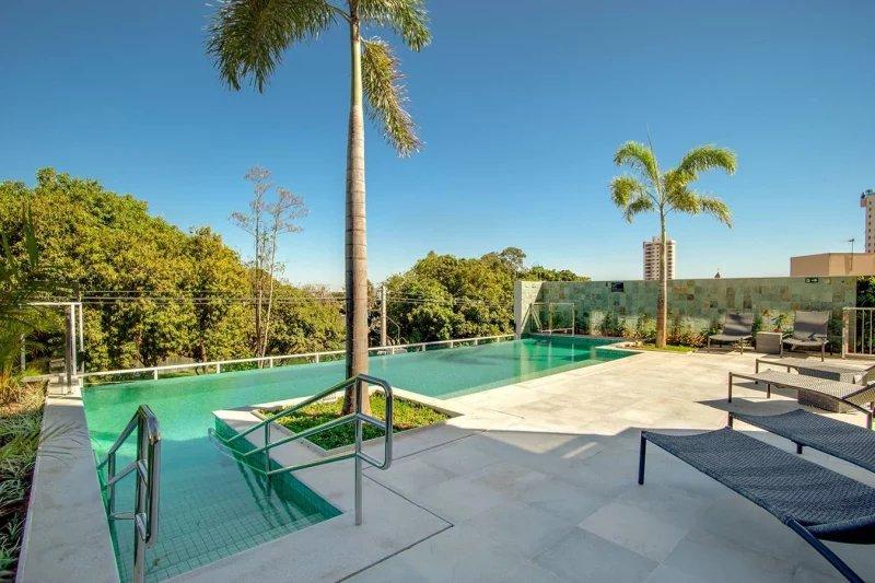 Triplex à venda com 4 quartos, 669m² - Jundiaí,Anápolis